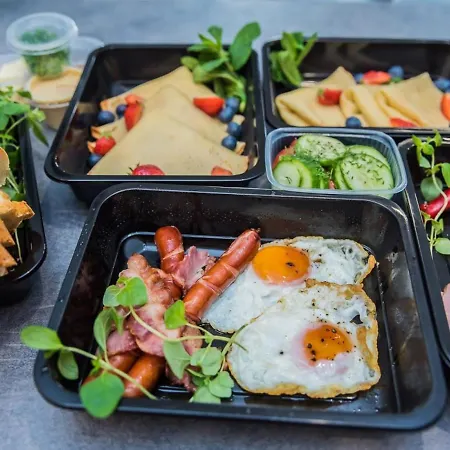 Easy Rent- Wieniawska 40 Free Parking, Centrum דירה *